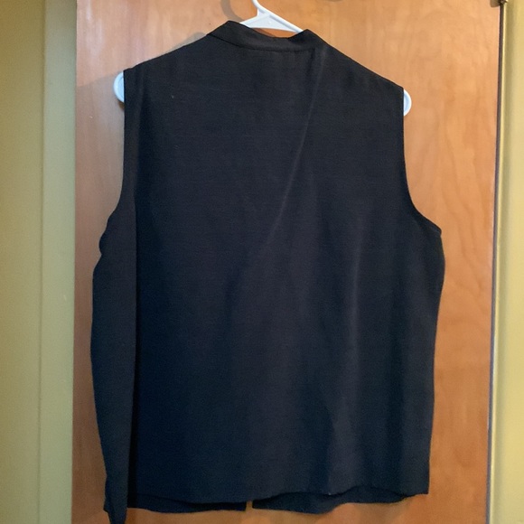 Sleeveless navy blue linen shirt size 14 - Picture 4 of 4